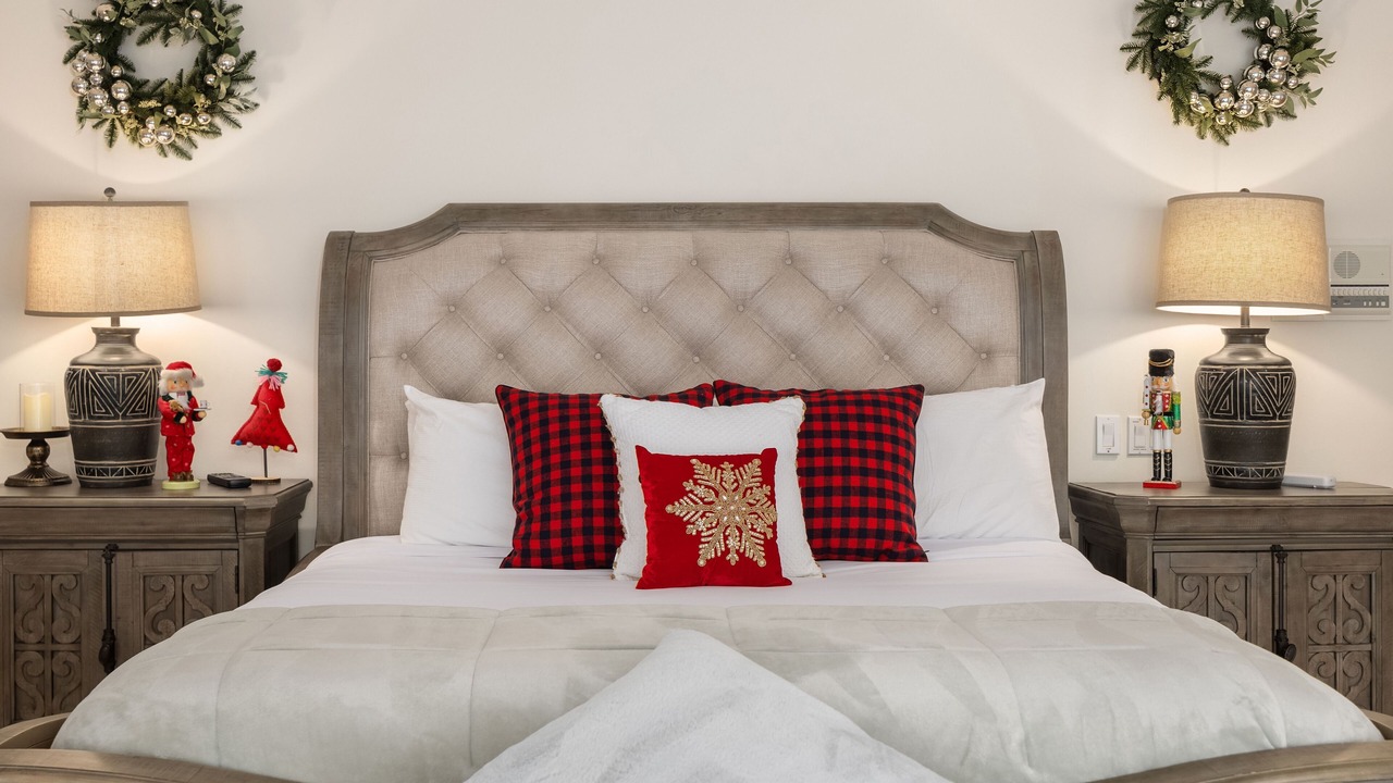 Photo of Bedroom in Harbour Pointe