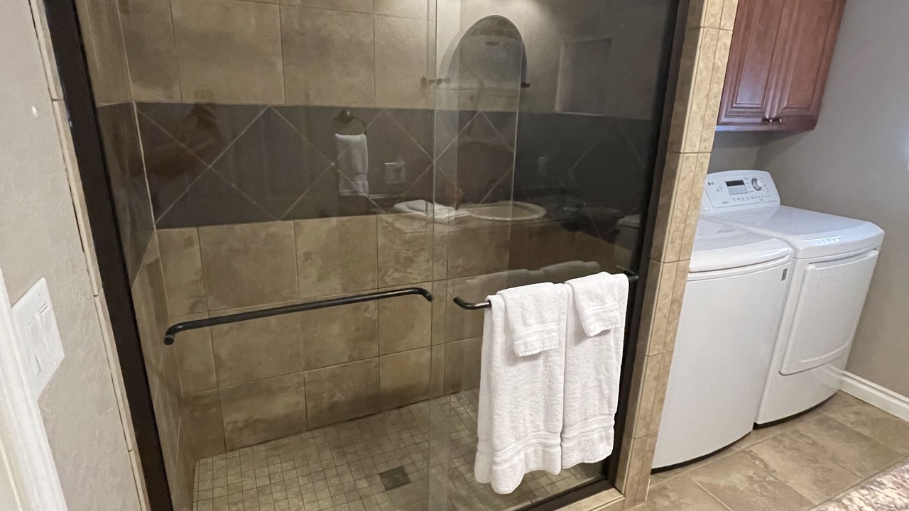 Photo of Bathroom in Oneida
