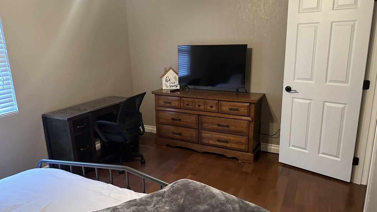 Photo of Bedroom in Oneida