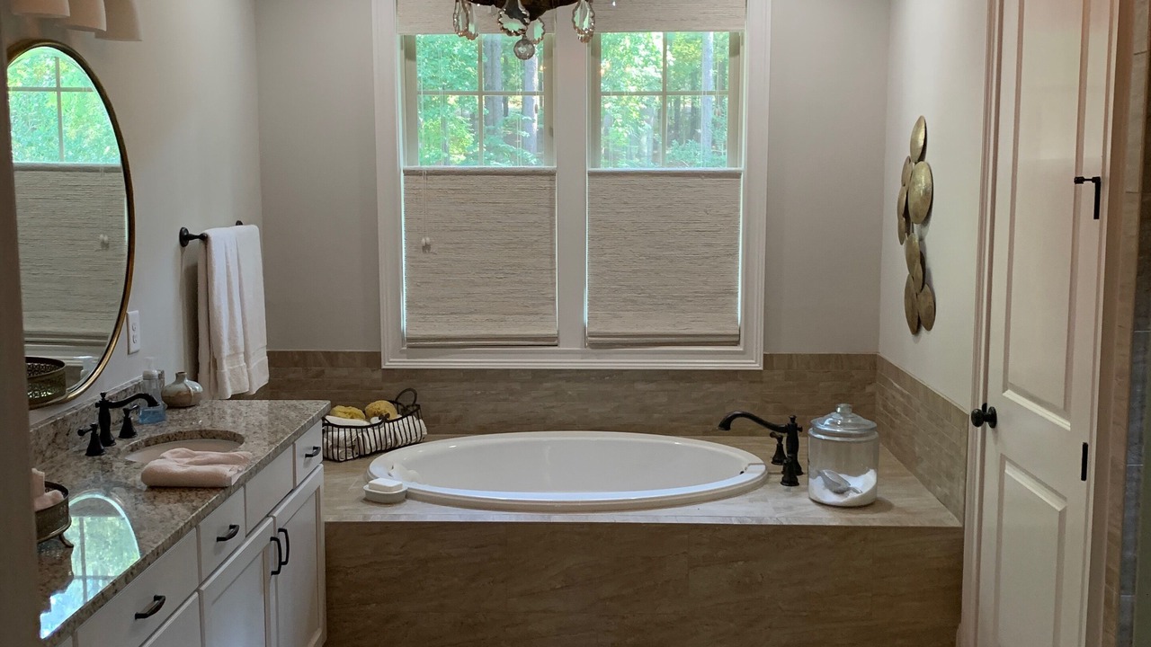 Photo of Bathroom in Reynolds Landing