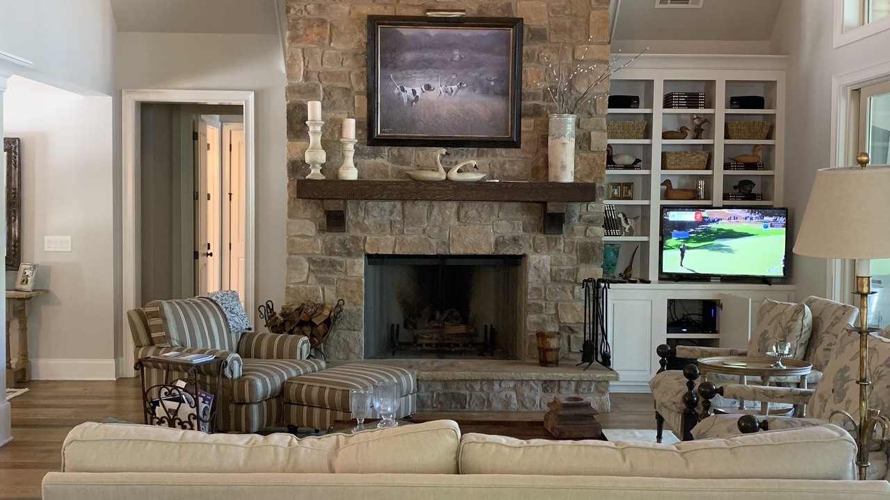 Photo of Livingroom in Reynolds Landing