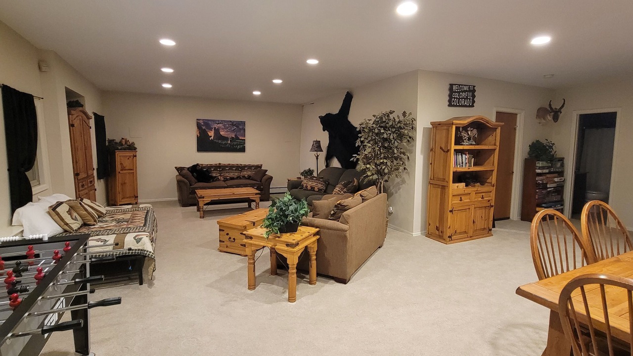 Photo of Livingroom in Southwest Colorado Springs