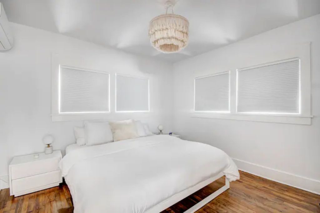 Photo of Bedroom in Huning Highland Historic District