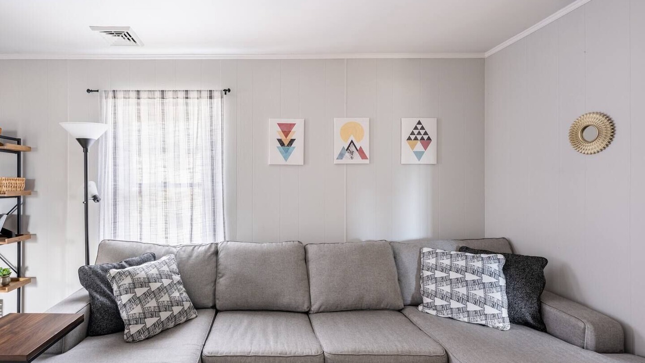 Photo of Livingroom in Ohio City