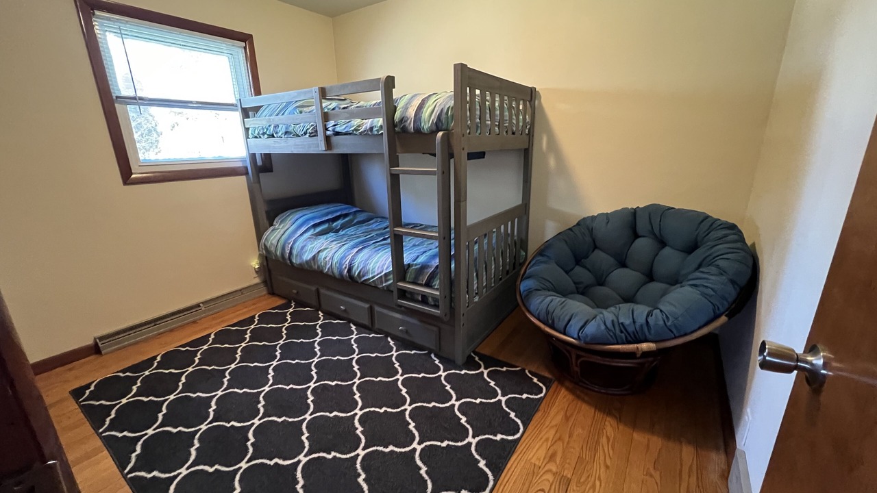 Photo of Bedroom in Manitowoc