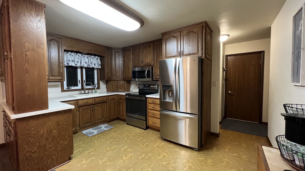 Photo of Kitchen in Manitowoc