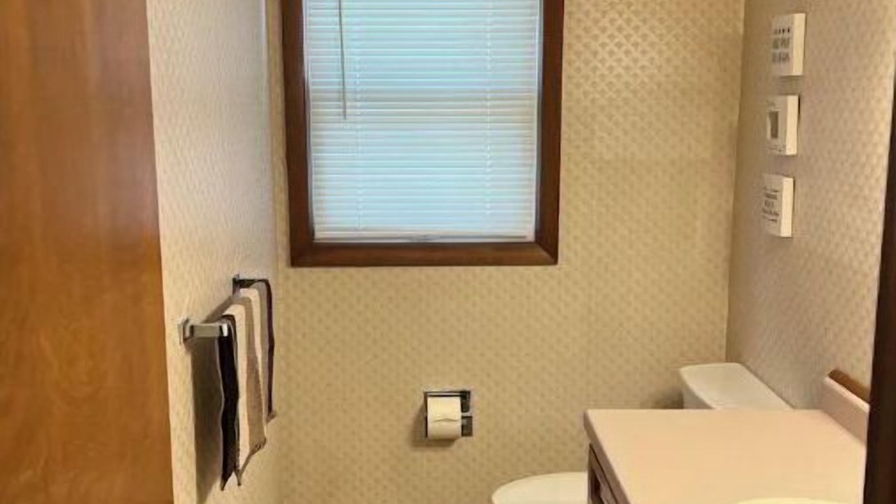 Photo of Bathroom in Manitowoc