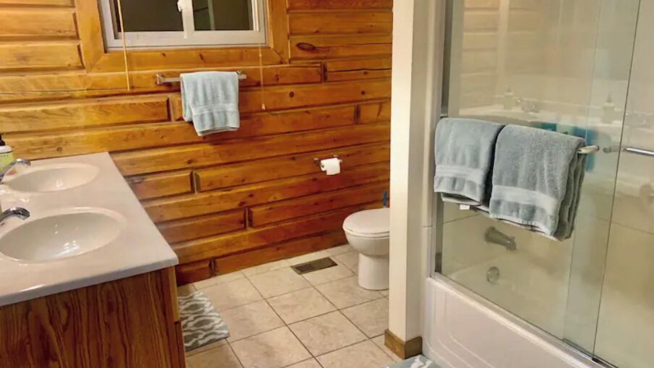 Photo of Bathroom in Phelps