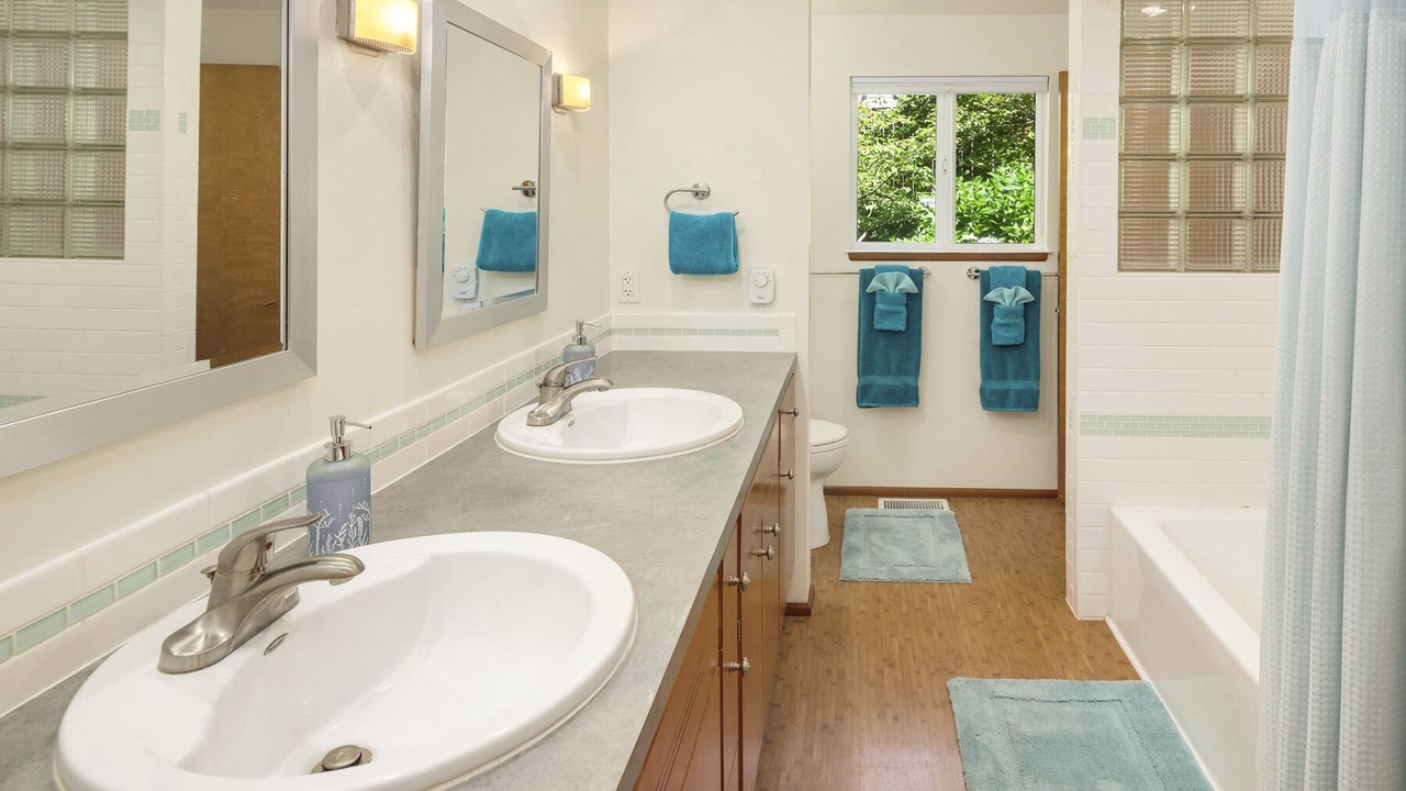 Photo of Bathroom in Lake Forest Park