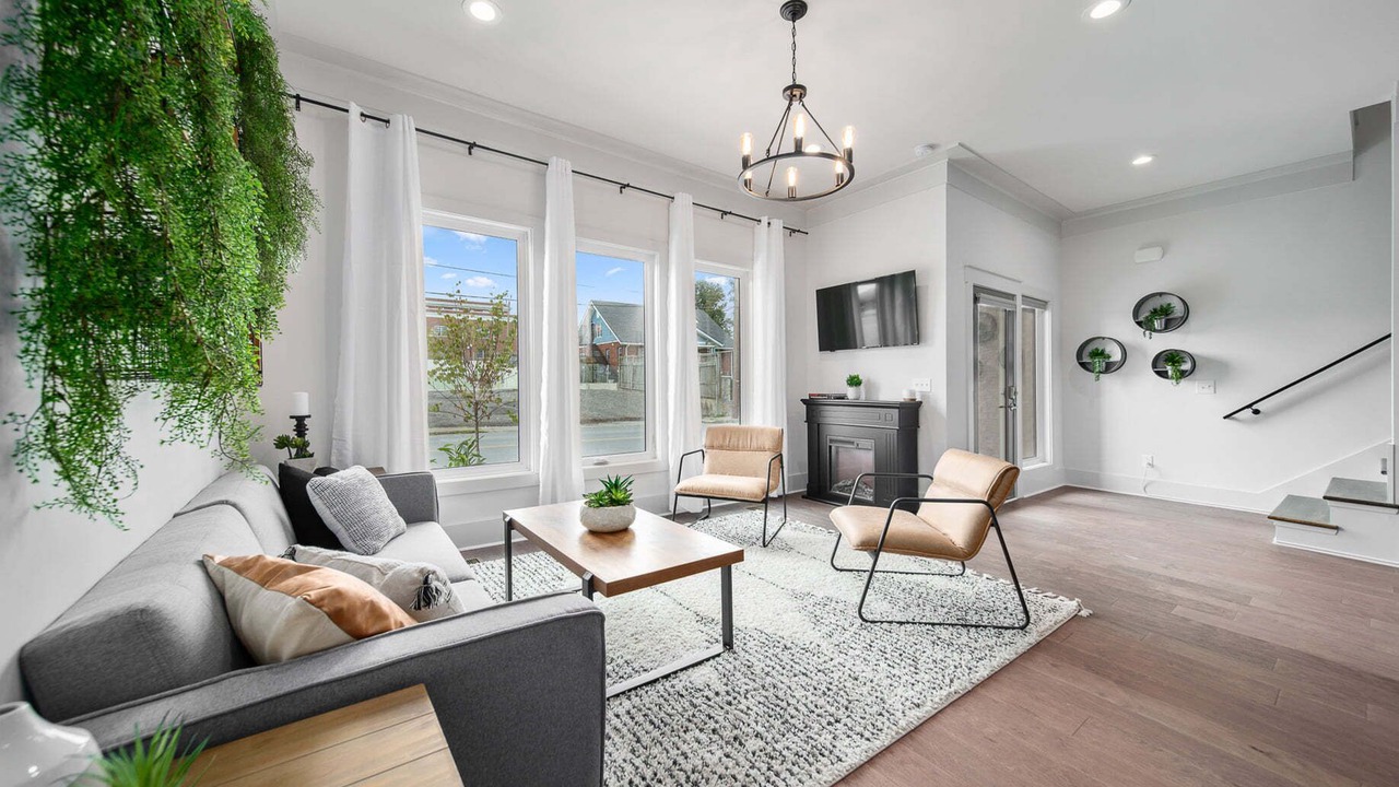 Photo of Livingroom in Eastwood