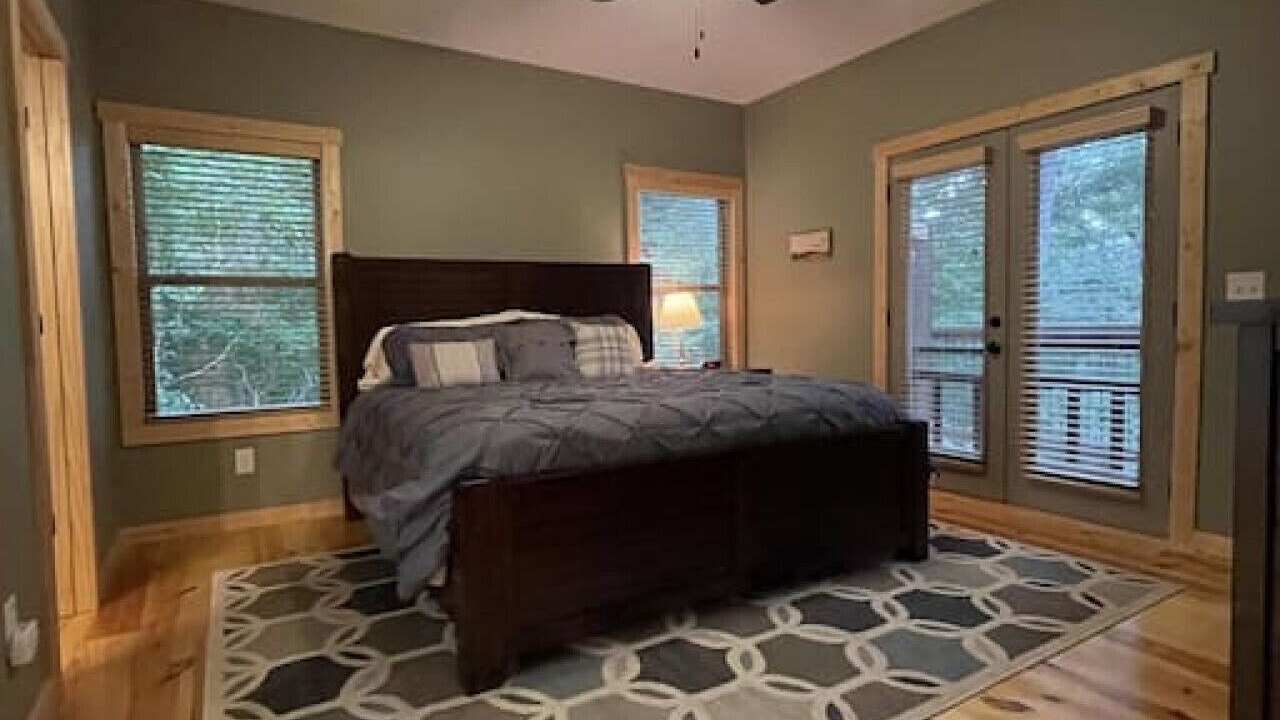 Photo of Bedroom in Ellijay