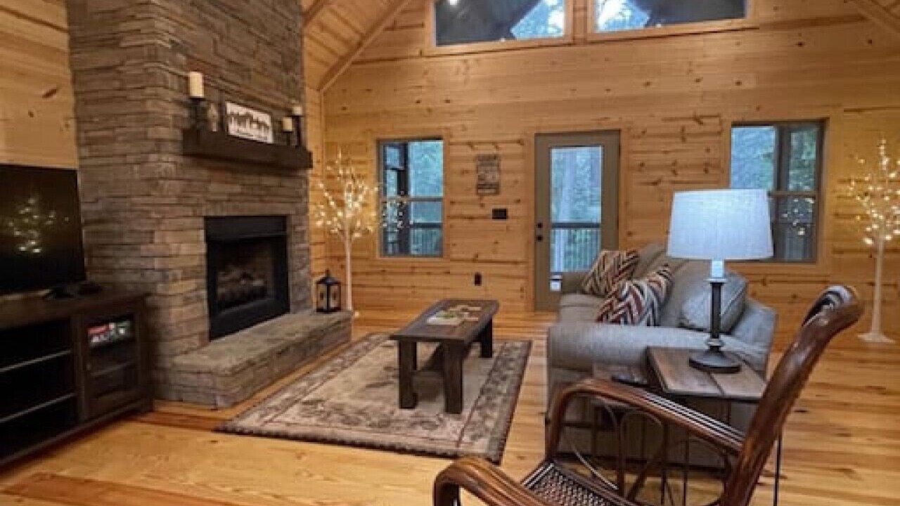 Photo of Livingroom in Ellijay