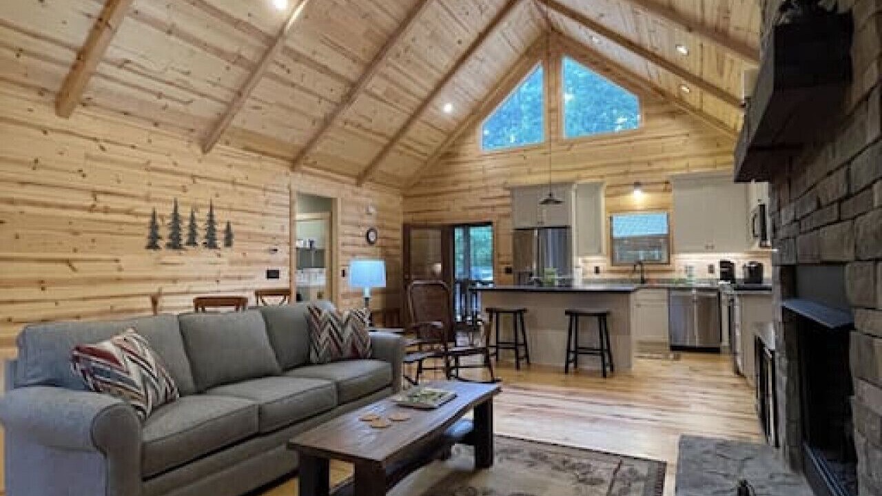 Photo of Livingroom in Ellijay
