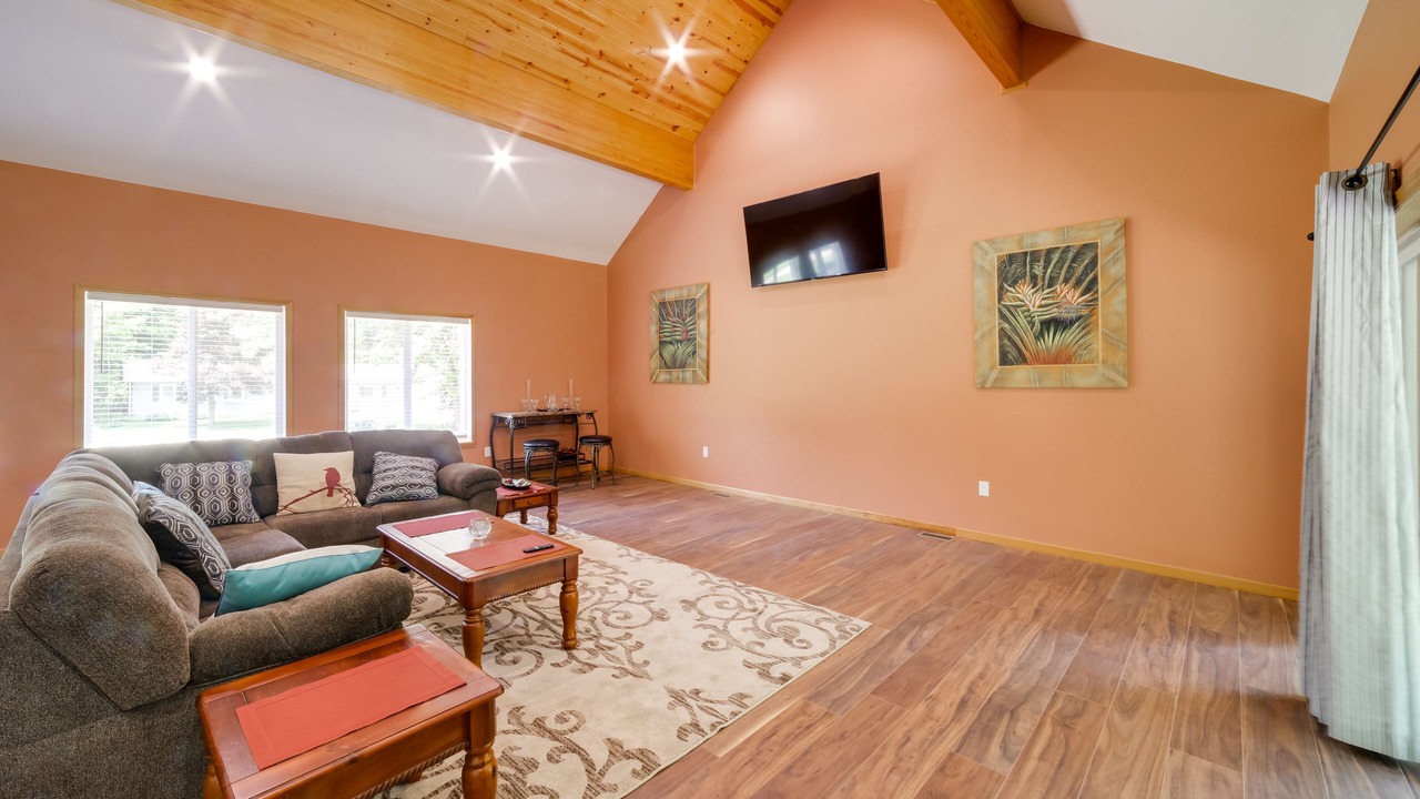 Photo of Livingroom in Harbert