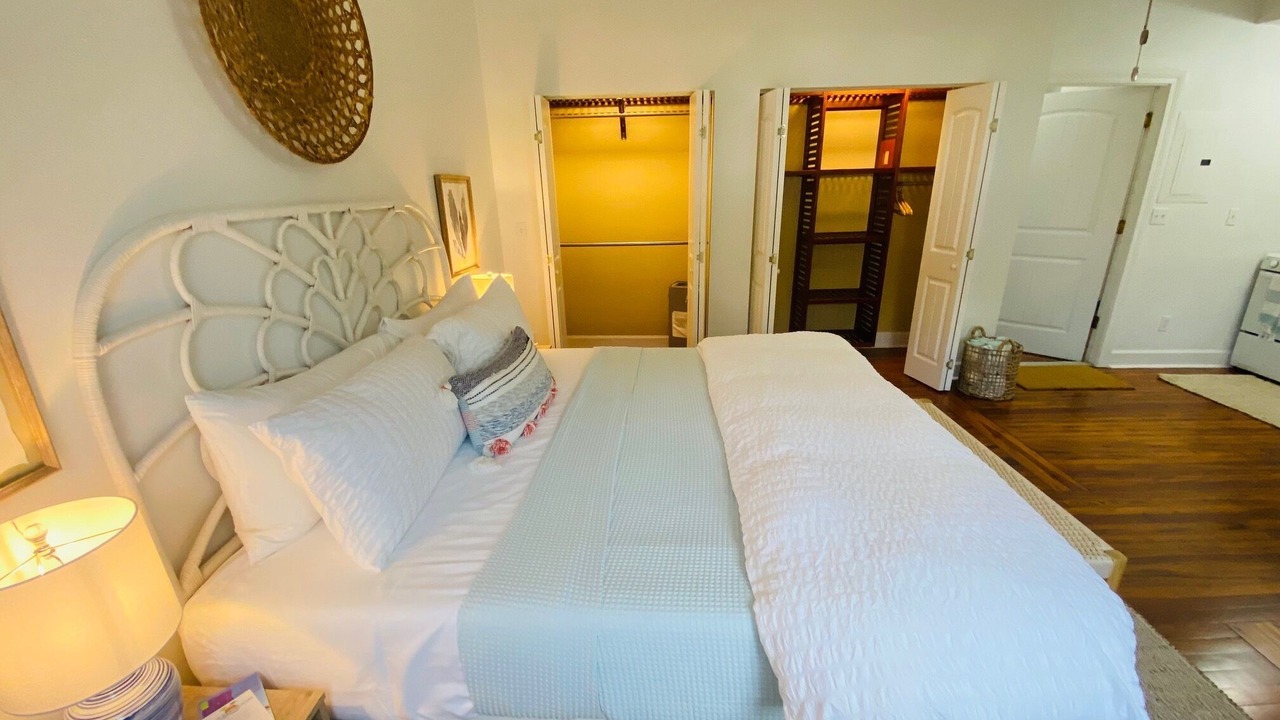 Photo of Bedroom in Pass-a-Grille Historic District