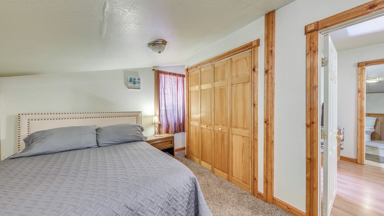 Photo of Bedroom in Cloudcroft