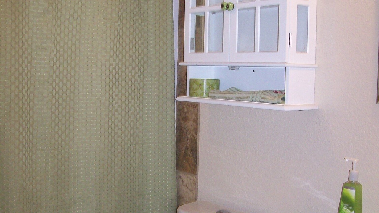 Photo of Bathroom in Drake