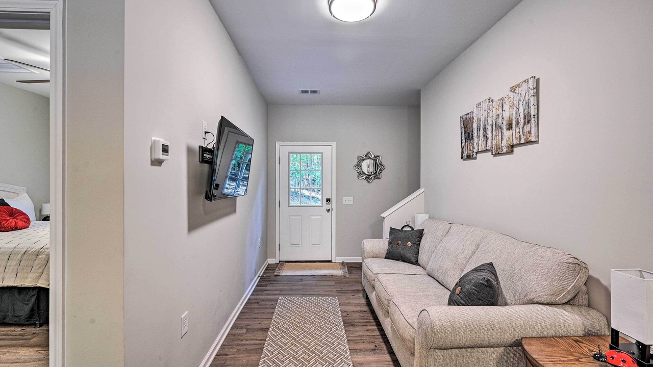 Photo of Livingroom in Clemson