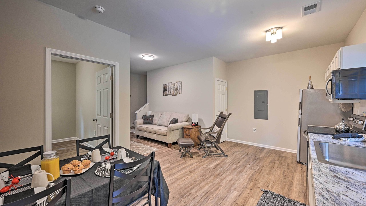 Photo of Livingroom in Clemson