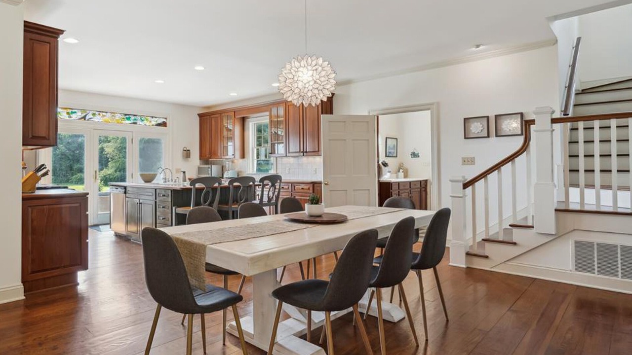 Photo of Livingroom in Unionville