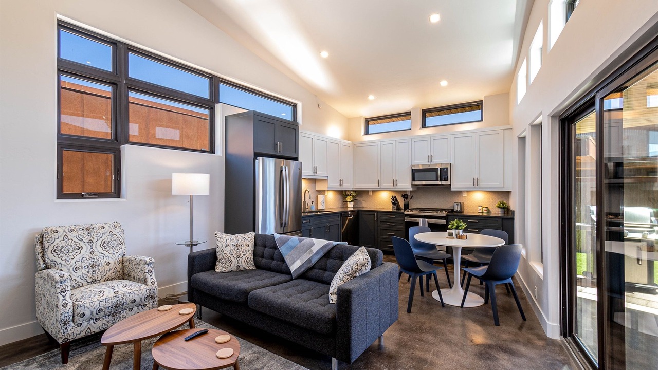 Photo of Livingroom in Clifton