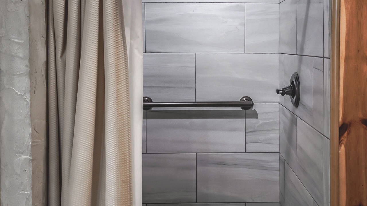Photo of Bathroom in Rocky Grove