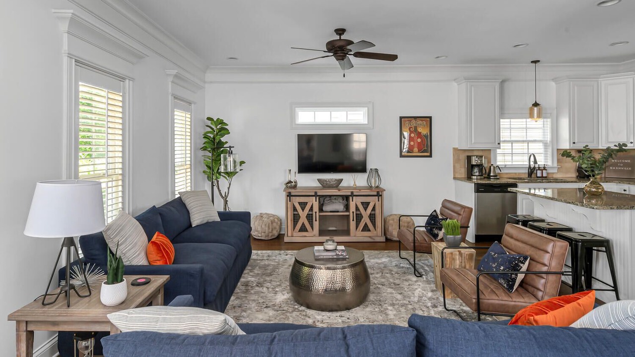 Photo of Livingroom in The Nations