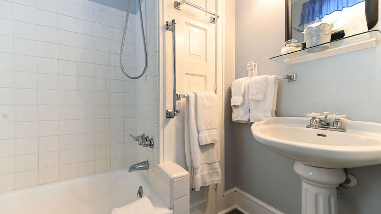 Photo of Bathroom in Edenton