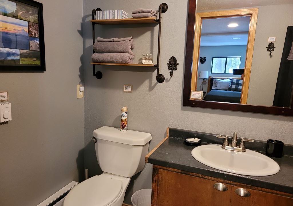 Photo of Bathroom in Cloudcroft