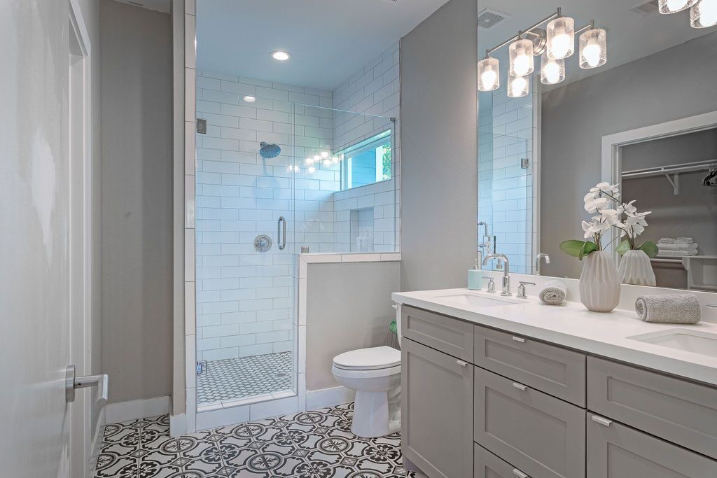 Photo of Bathroom in Greater East End