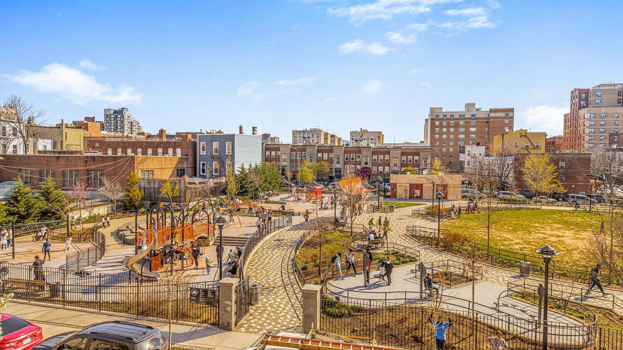 Photo of Others in West Bronx