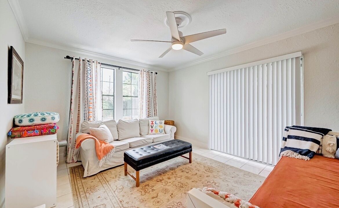 Photo of Bedroom in Neartown