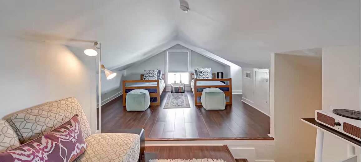 Photo of Bedroom in Neartown