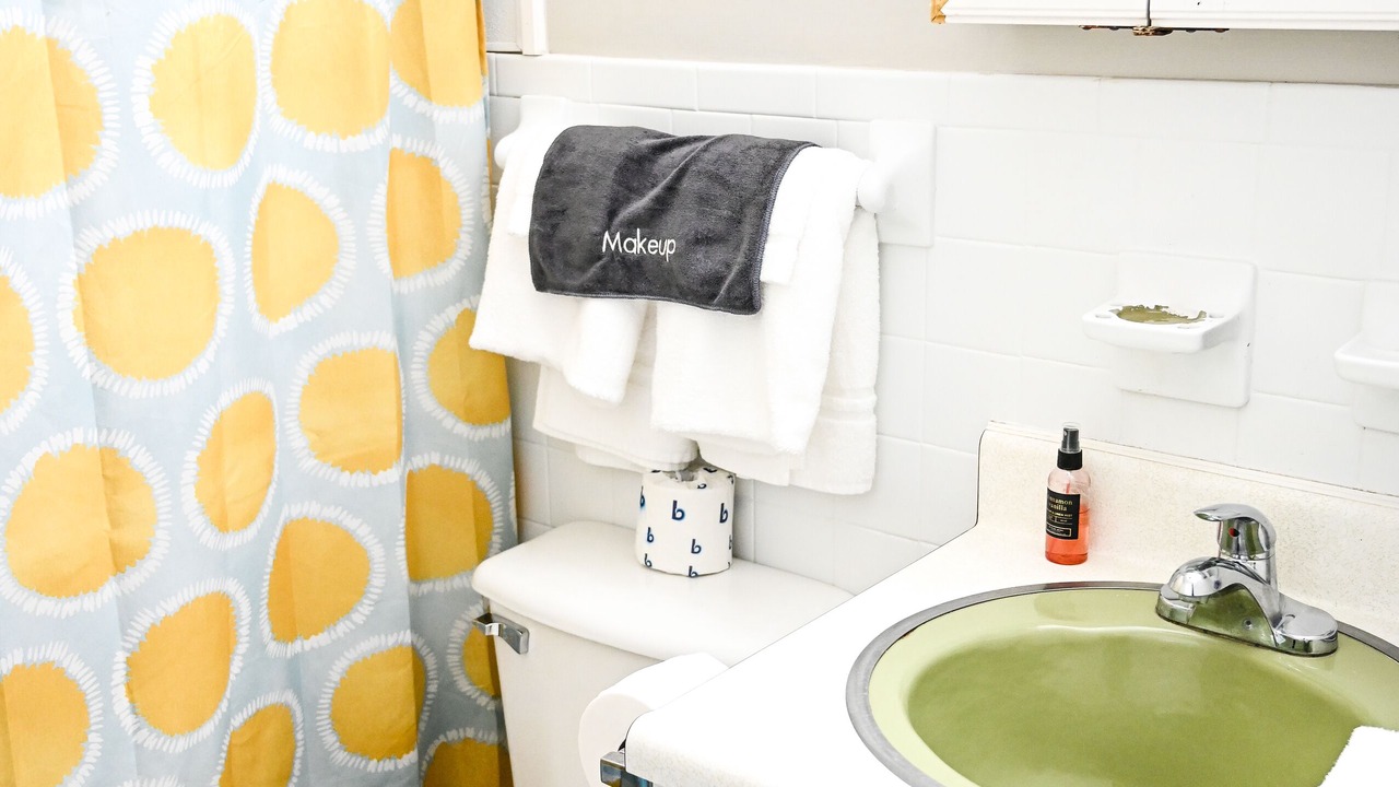Photo of Bathroom in Seymour