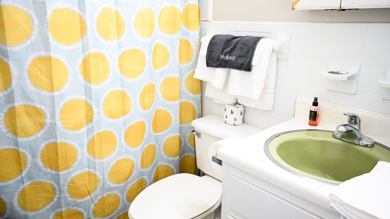 Photo of Bathroom in Seymour