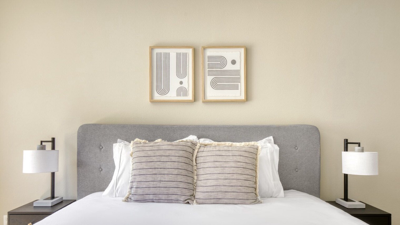 Photo of Bedroom in Downtown Burbank