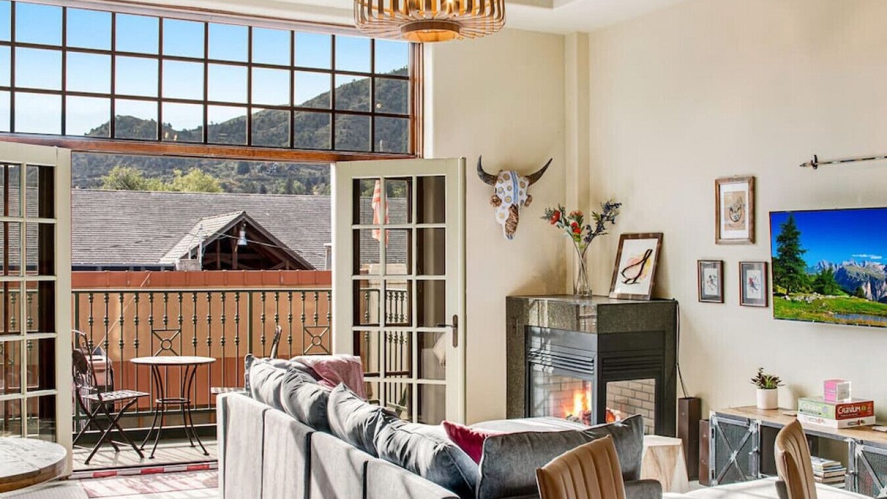 Photo of Patio Balcony in Manitou Springs Historic District