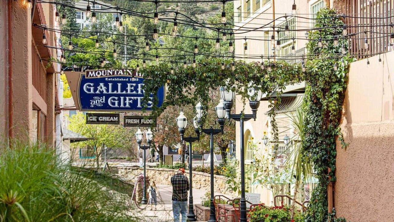 Photo of Others in Manitou Springs Historic District