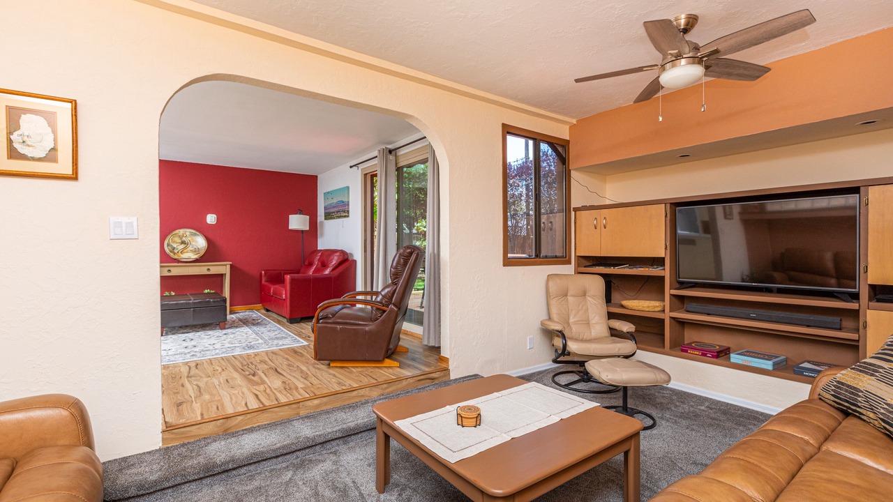 Photo of Livingroom in Northeast Heights