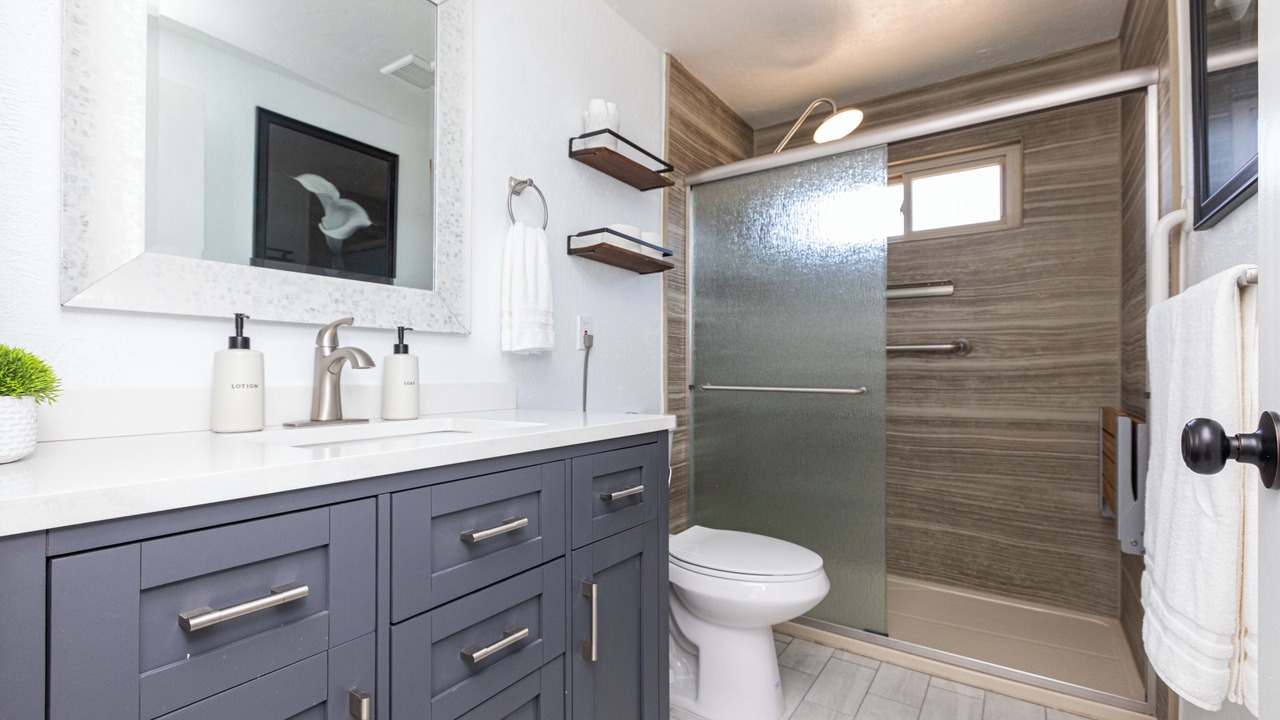 Photo of Bathroom in Northeast Heights