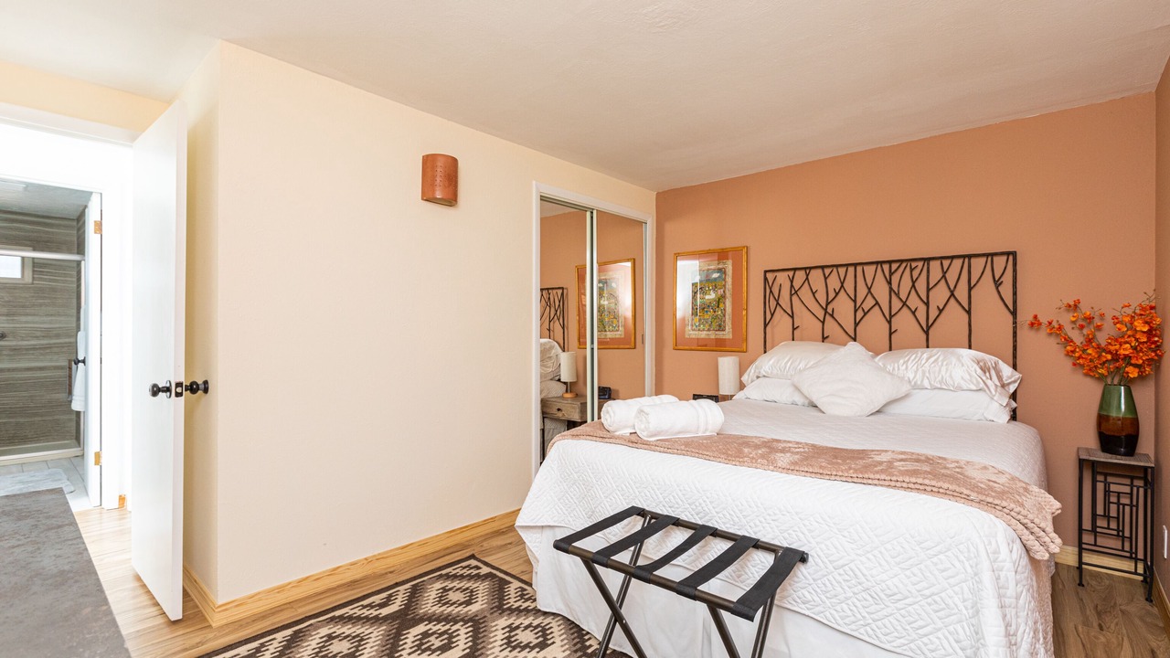 Photo of Bedroom in Northeast Heights