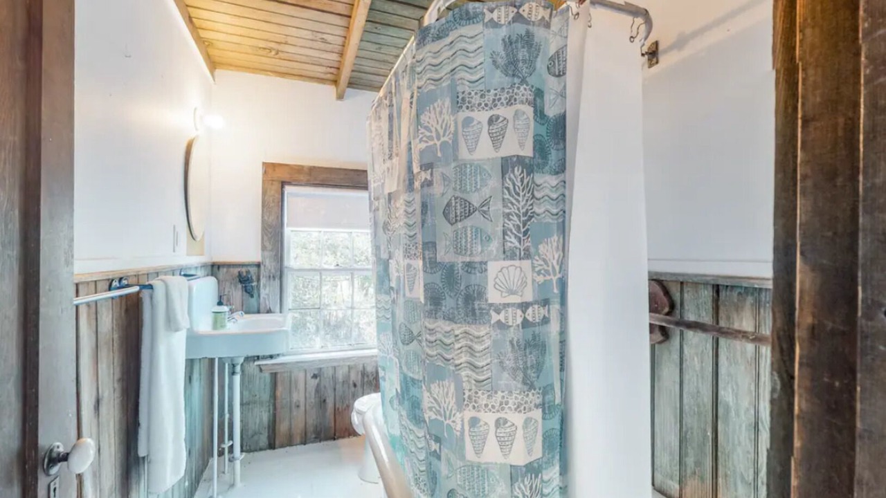 Photo of Bathroom in Siasconset