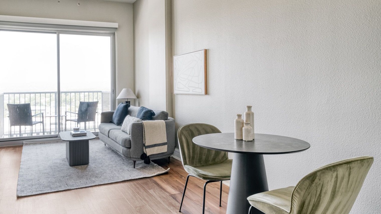 Photo of Livingroom in West End