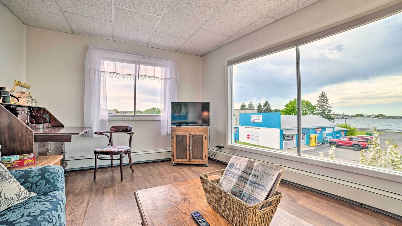Photo of Livingroom in St Ignace