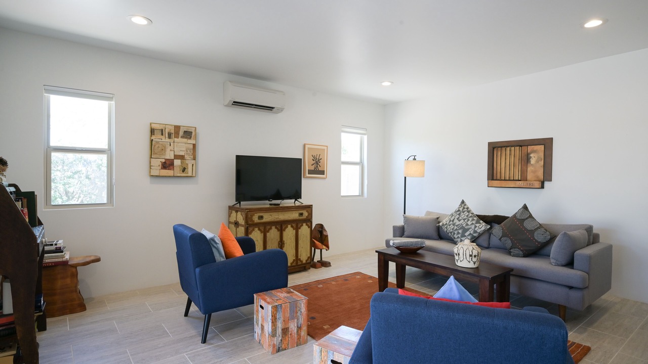 Photo of Livingroom in Southside