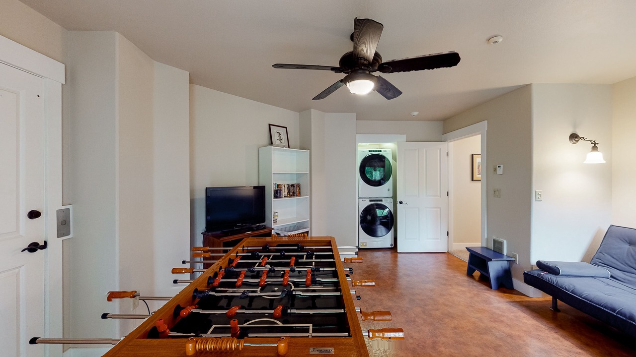 Photo of Bedroom in Neahkahnie Beach