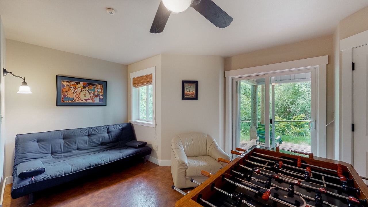 Photo of Bedroom in Neahkahnie Beach