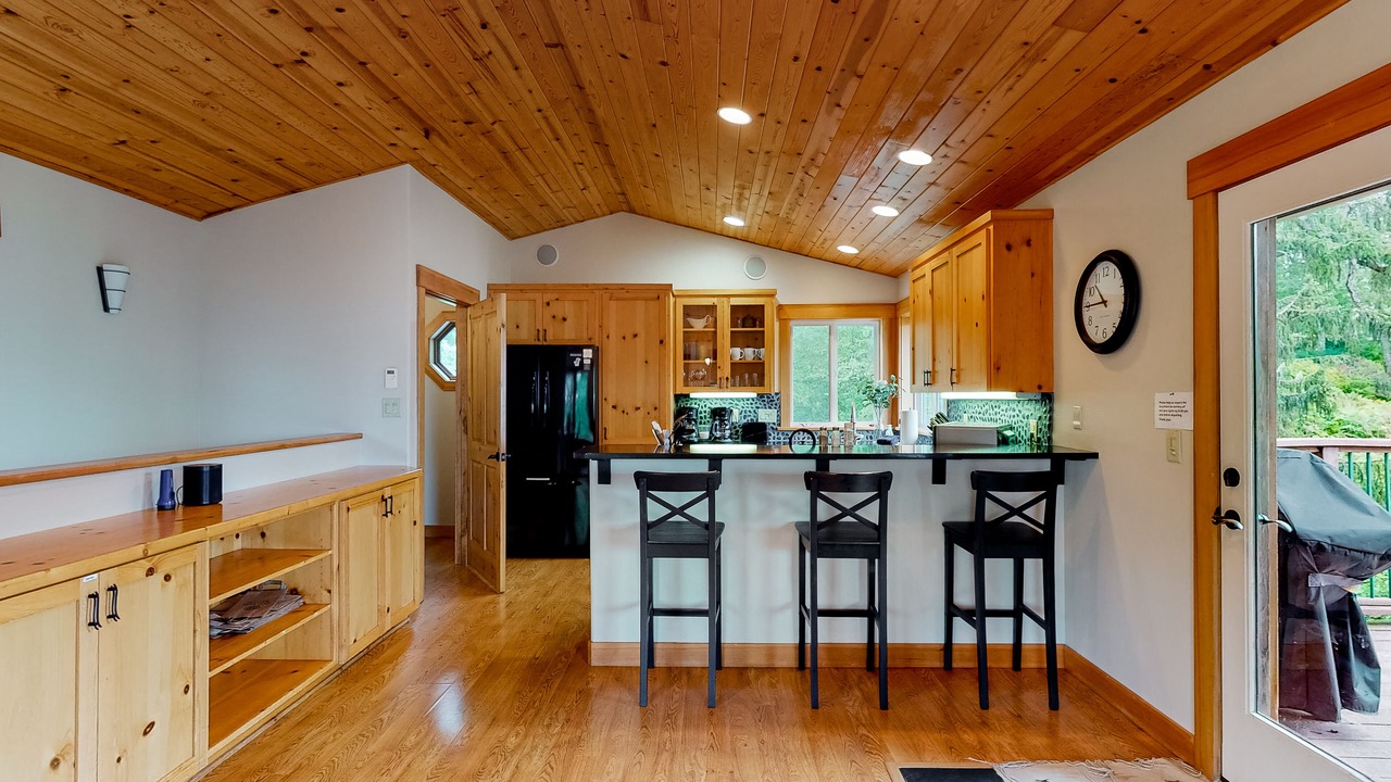 Photo of Kitchen in Neahkahnie Beach