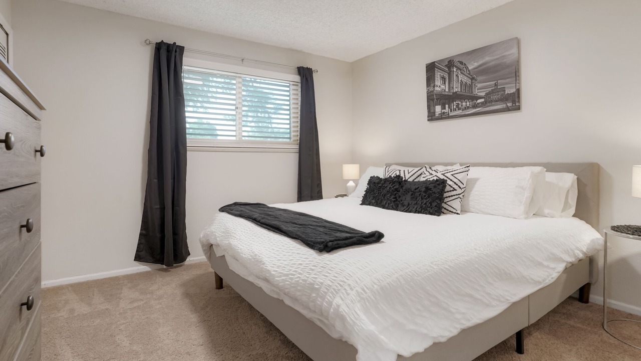Photo of Bedroom in North Central Westminster