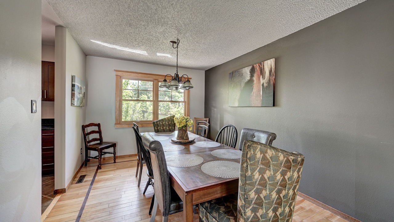 Photo of Bedroom in Castlewood